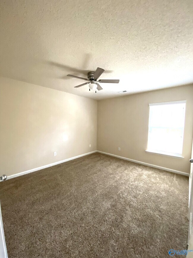 Building Photo - 117 Millside Ln NW