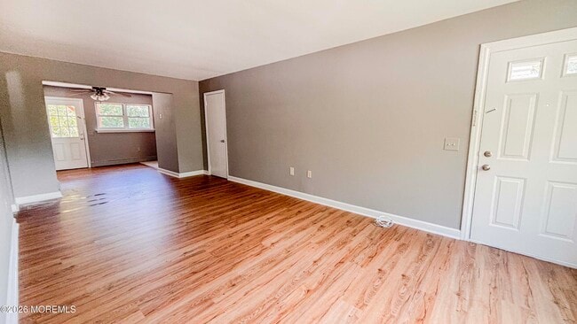 Building Photo - 1515 Allen Ave