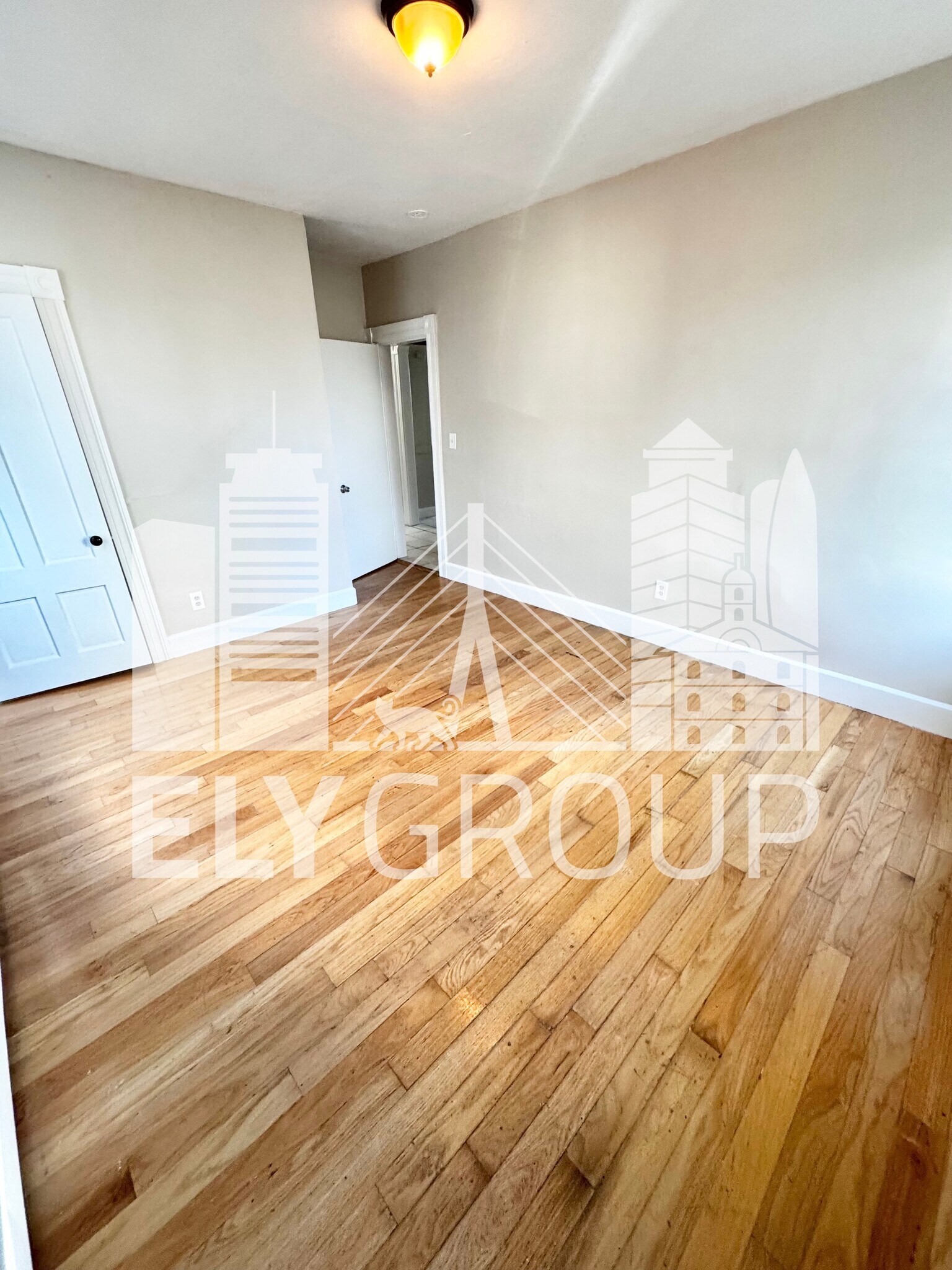 Building Photo - 119 Day St