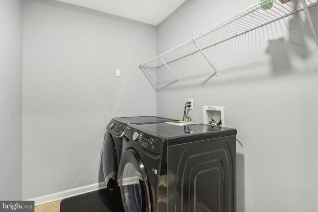 Building Photo - 206 Shields Ct