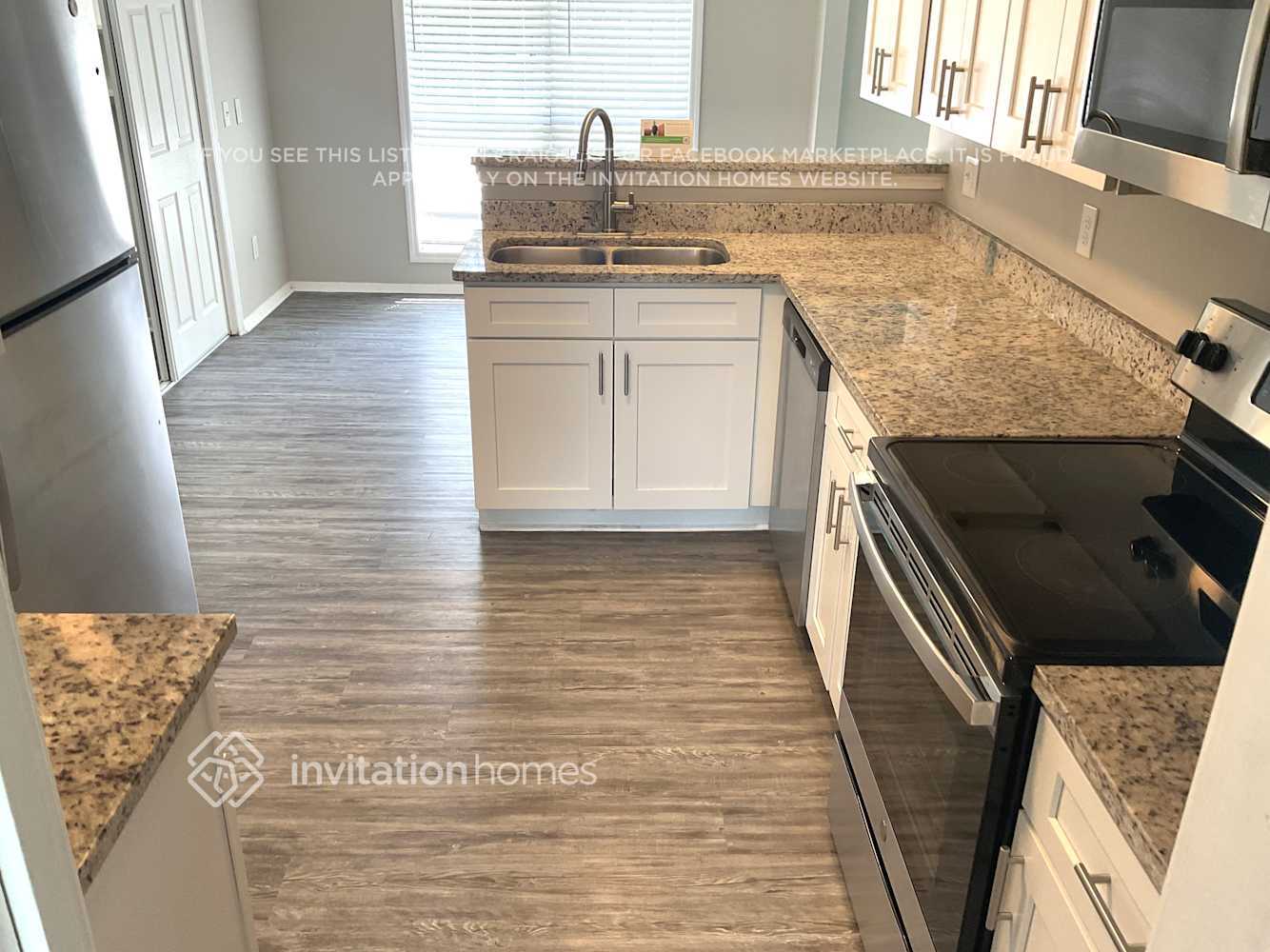 Building Photo - 4063 Greenwillow Ln W