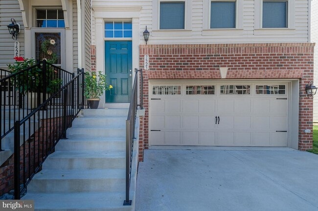 Building Photo - 7523 Holly Ridge Dr