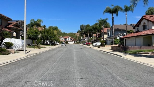 Building Photo - 2352 Eaglewood Dr