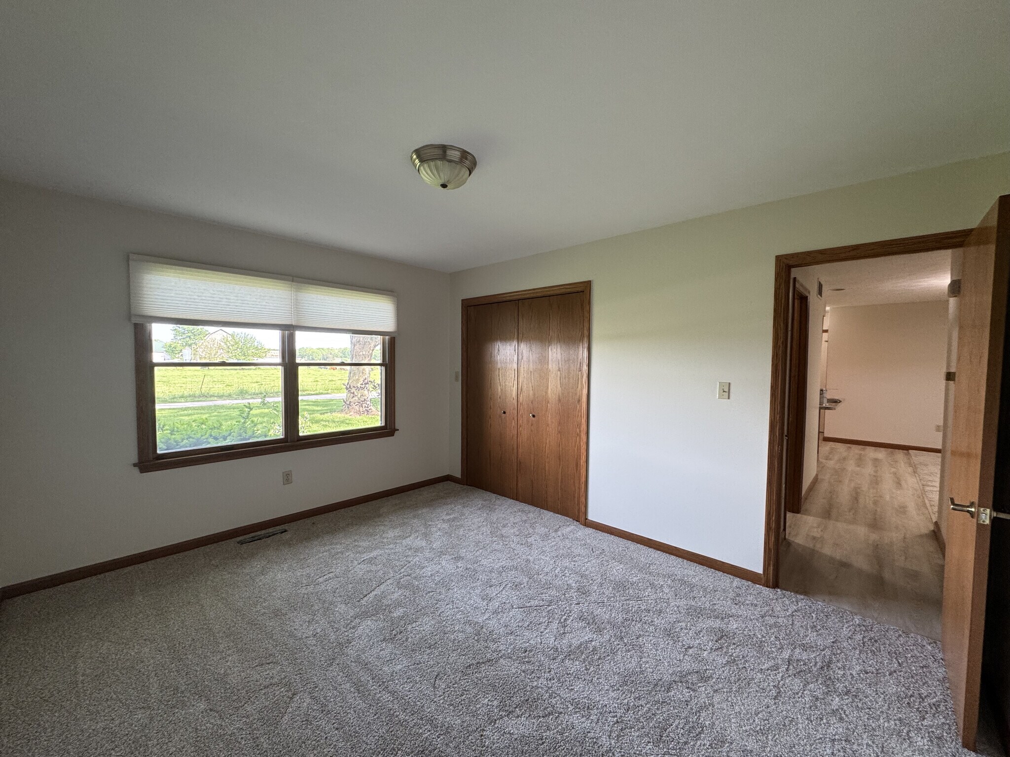 Building Photo - 1025 W Hoppus Rd