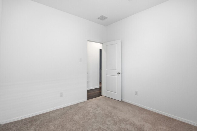 Building Photo - 24721 Cherry Log Ln