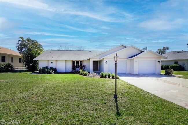 Building Photo - 6113 Deer Run