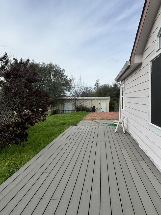 Building Photo - 10389 N Ponderosa Way