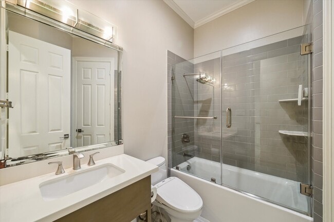 Building Photo - 14 Lake Mist Ct