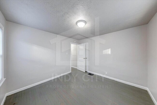 Building Photo - 3539 Prospect St