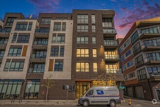 Building Photo - Beautiful Modern 1BR in Prime LoHi Locatio...