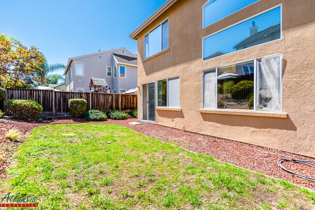 Building Photo - 3526 Casabella Ct