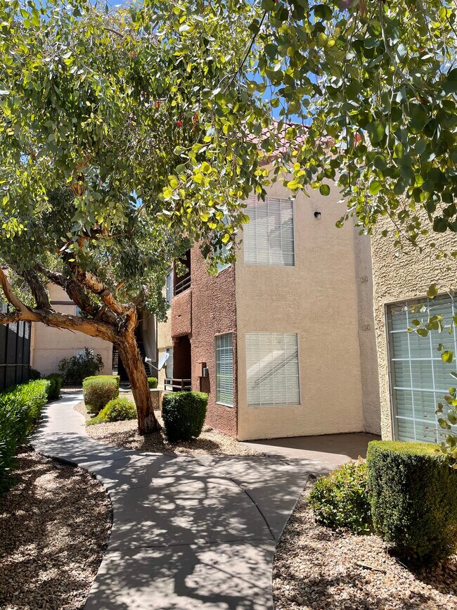 2200 S Fort Apache Rd 2200 S Fort Apache Rd Las Vegas NV 89117