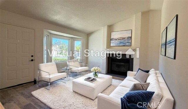 Building Photo - 39233 Rising Hill Dr