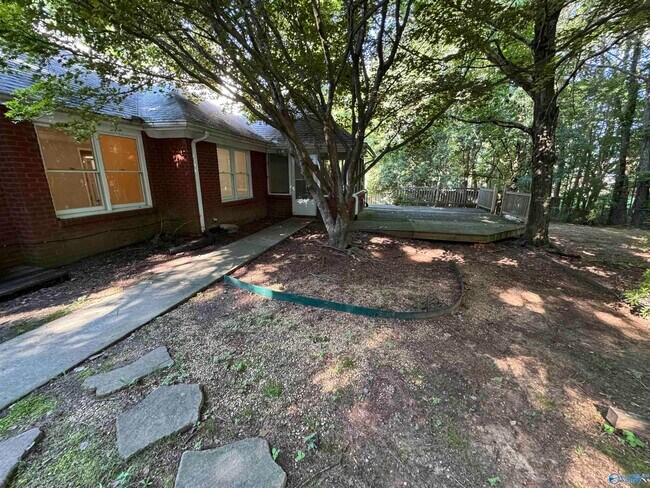 Building Photo - 109 Capote Dr