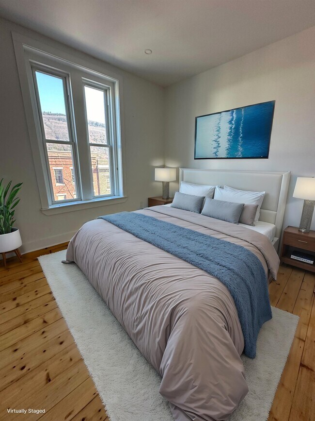 Building Photo - 4 Elliot St