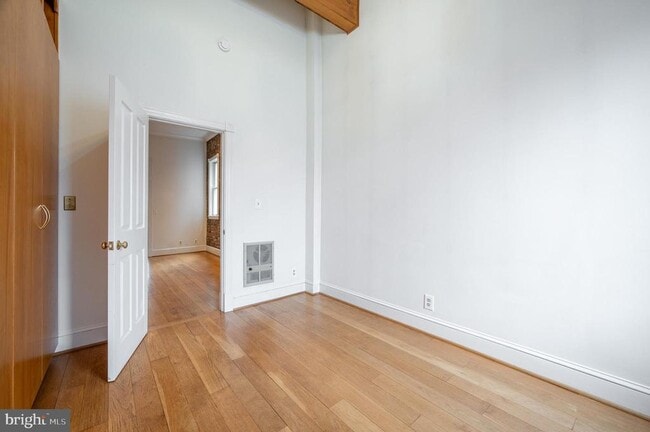 Building Photo - 310 Prince St