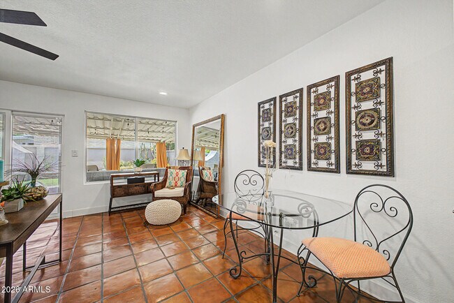 Building Photo - 4718 N 77th Pl