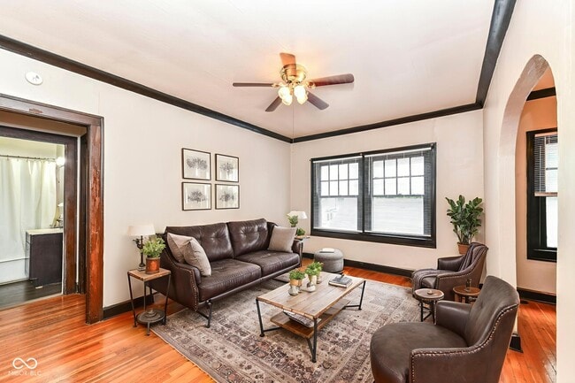 Building Photo - 590 Woodruff Pl W Dr