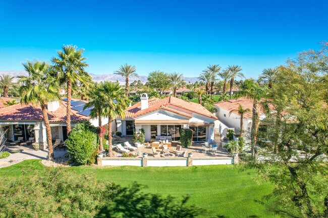 Building Photo - 701 Indian Ridge Dr