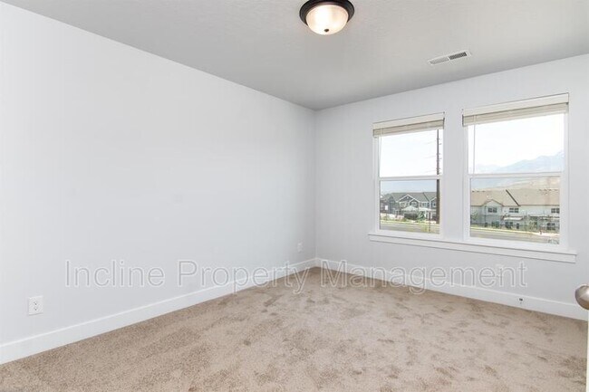 Building Photo - 16426 Bull Spring Rd