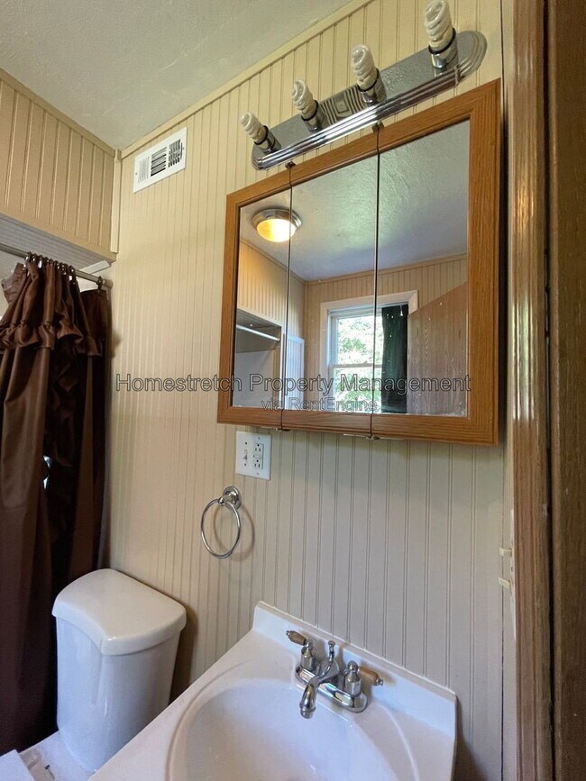 Building Photo - 6132 IL-162