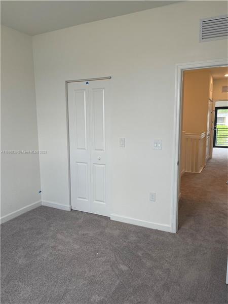 Building Photo - 20588 NE 5th Pl