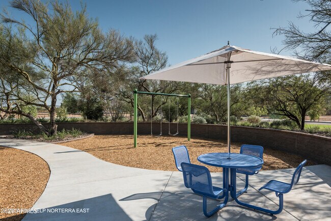 Building Photo - 2024 W Andalusian Trail