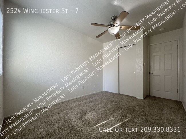 Building Photo - 2524 Winchester Dr