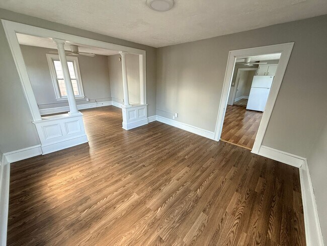 Building Photo - 100 Green St