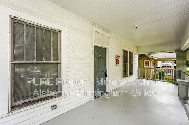 Building Photo - 4617 Court S