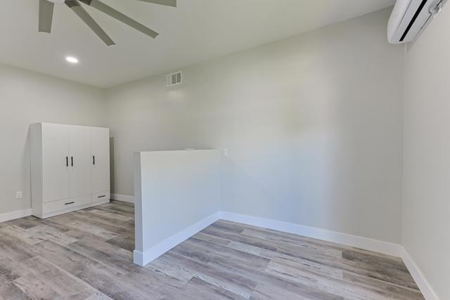 Building Photo - 142 L St