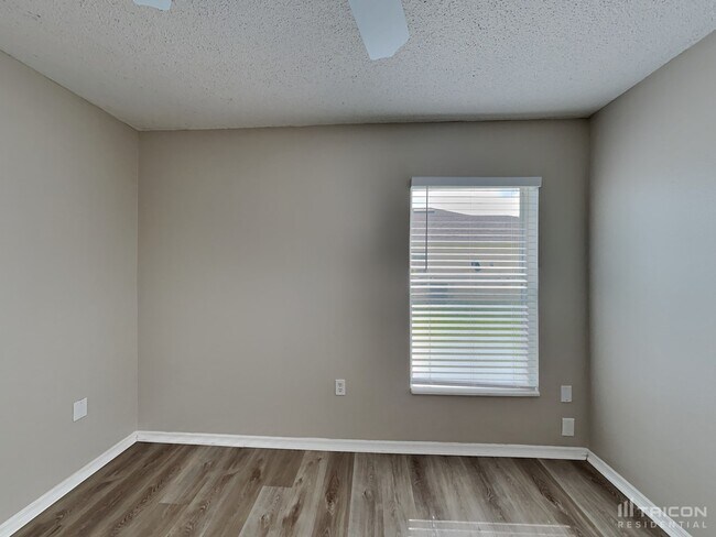 Building Photo - 3503 Harlequin Dr