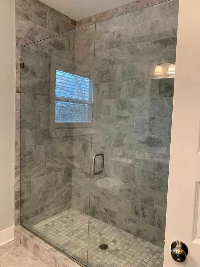 Building Photo - East Nashville 3 Bedroom Home