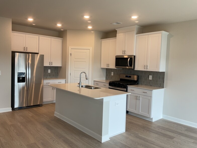 Building Photo - 802 Treeline Rd