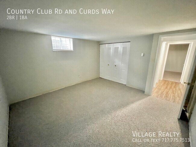Building Photo - 671 Country Club Rd