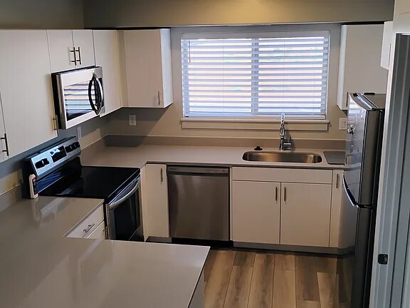 Building Photo - 1167 E Telegraph St