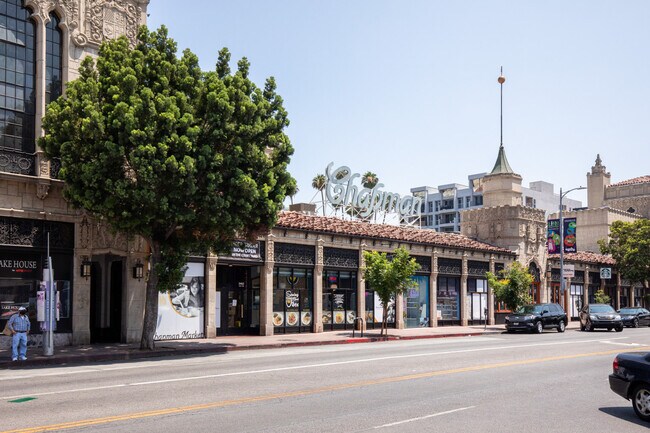 Building Photo - 136 S Virgil Ave