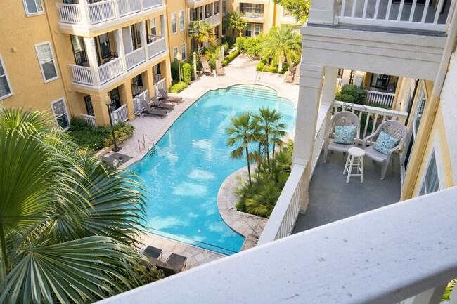 Building Photo - Stunning 2/2 Pool View Condo @ Park North Downtown Orlando !