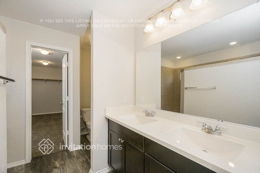 Building Photo - 8454 Lamus Wheel