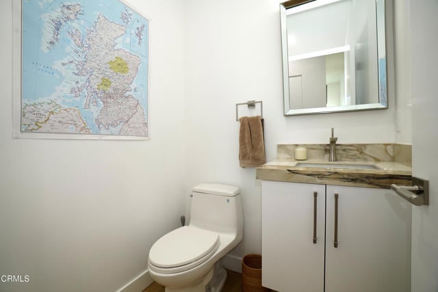 Building Photo - 6565 Pickwick St