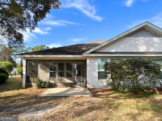 Building Photo - 582 Eagle Blvd