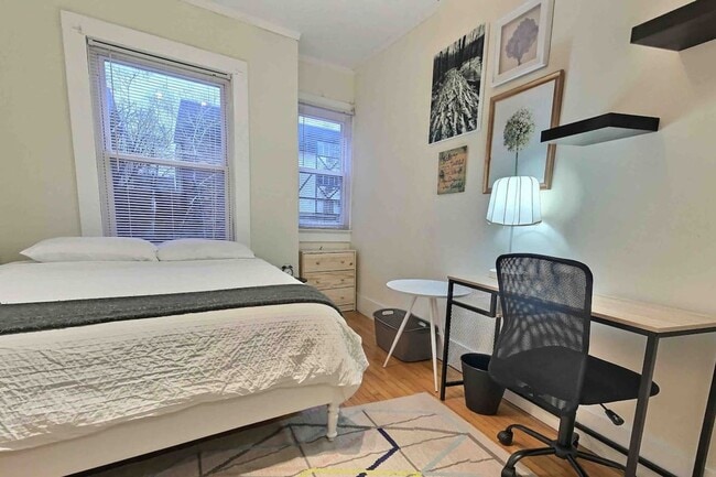 Building Photo - 2586 N Cramer St