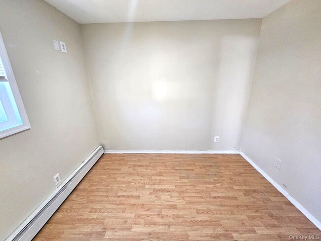 Building Photo - 56 Applegate Dr