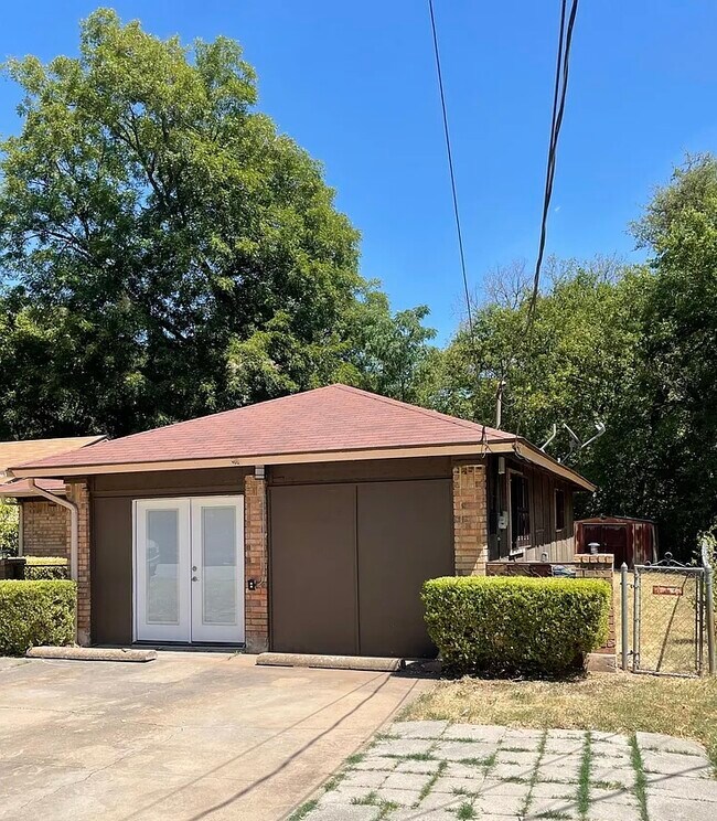 Building Photo - 1107 Thurgood Cir