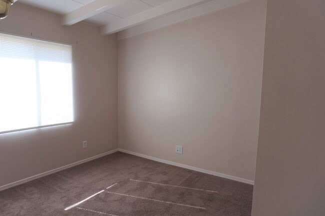 Building Photo - Close to Fort Huachuca