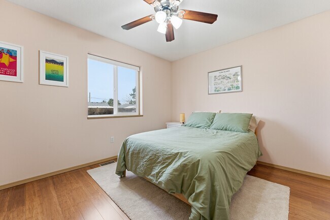 Building Photo - 5003 NE Mason St