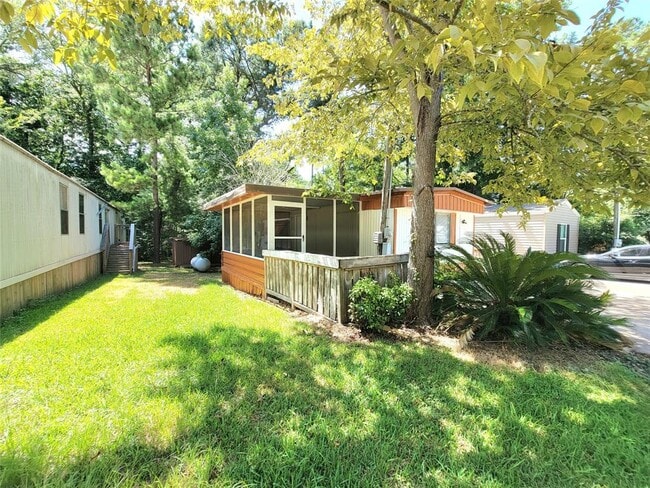 Primary Photo - 14245 Ravine