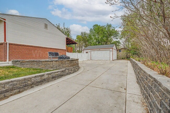 Building Photo - 4204 Hoyt St