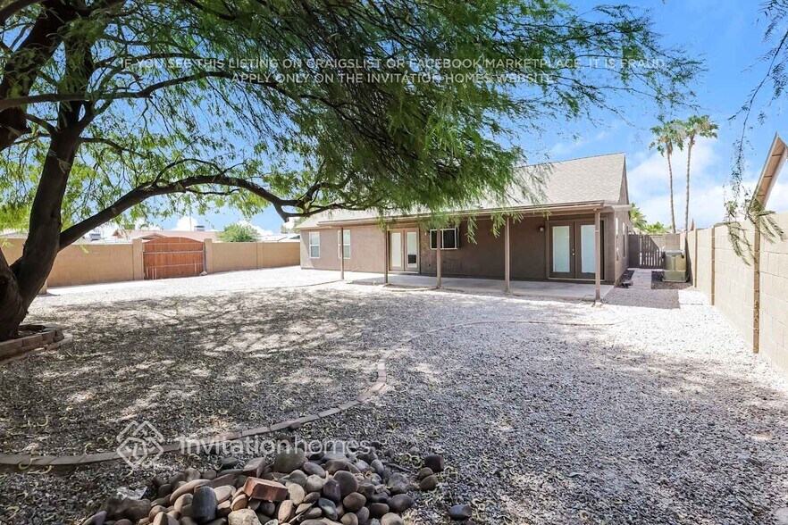 Building Photo - 5657 W Mescal St
