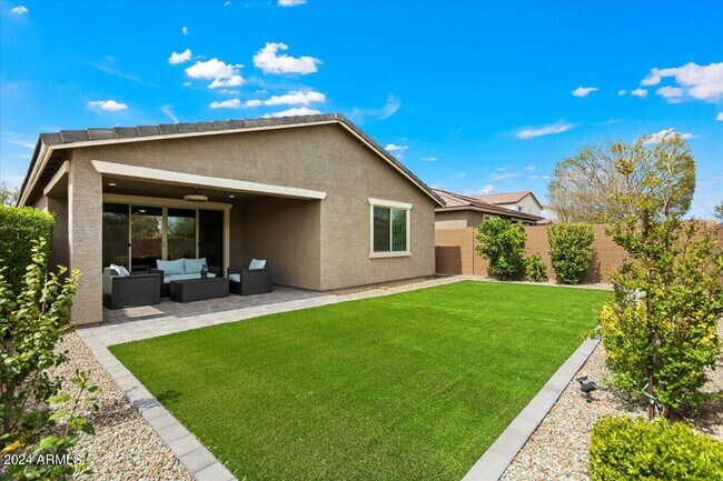 Building Photo - 11409 N 165th Ln